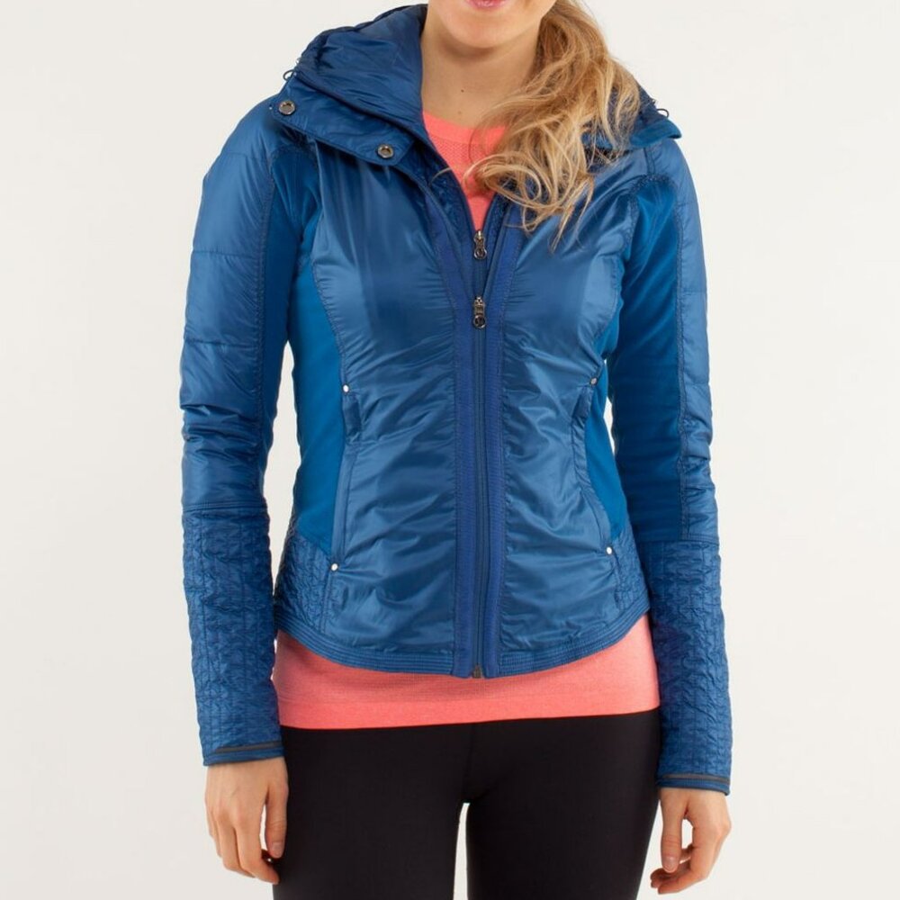 Lululemon Women's Blue Run Bundle Up Front Zip Jacket Goose Down Microfleece  4